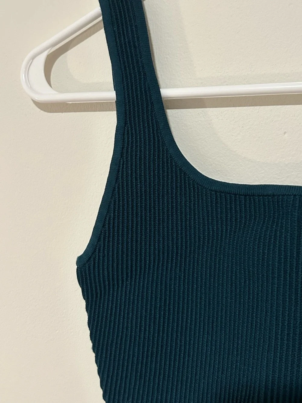Aritzia Sculpt Knit Square-neck Tank - Picture 5 of 8